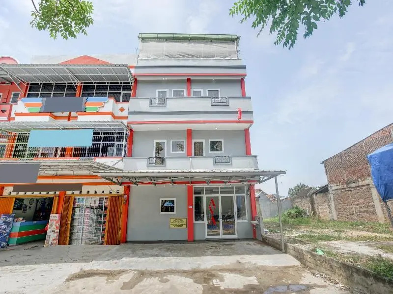 AVA Guesthouse Mitra RedDoorz Lampung