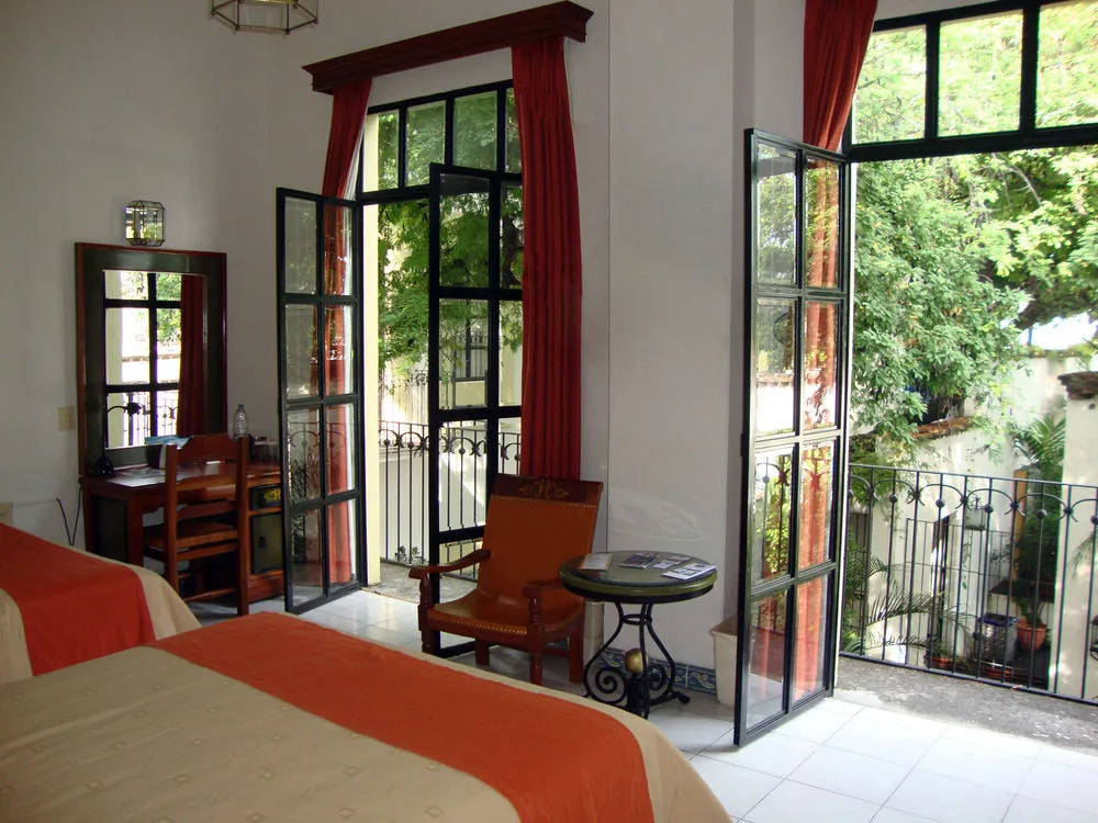 Hotel Concierge Plaza Colima