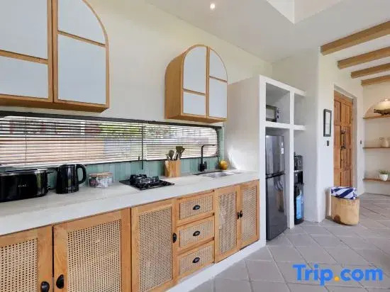 Lux Loft Villa Canggu Buduk North Pererenan with Ricefield View