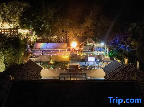 Yueting Hot Spring B&B