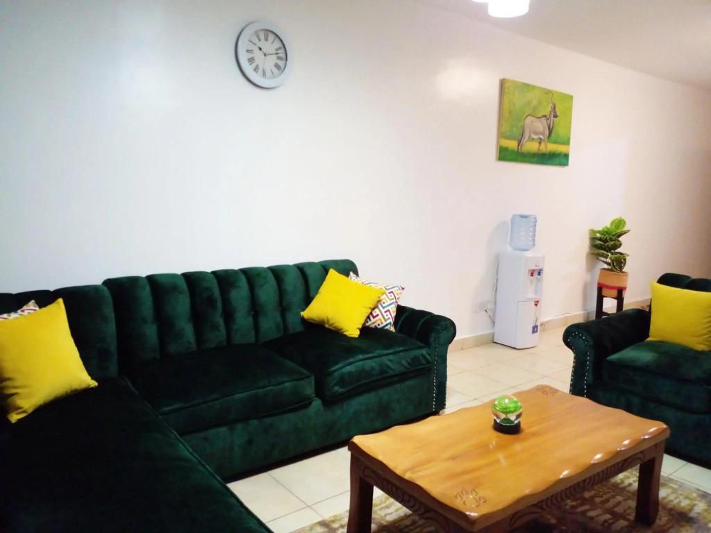 Cozy 2 bedroom Emerald Green at Greatwall Gardens