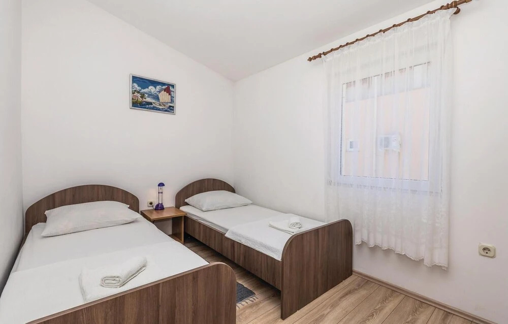 Awesome Home in Povljana With Wifi and 2 Bedrooms