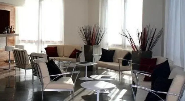 HOTEL HMR RHO Milano