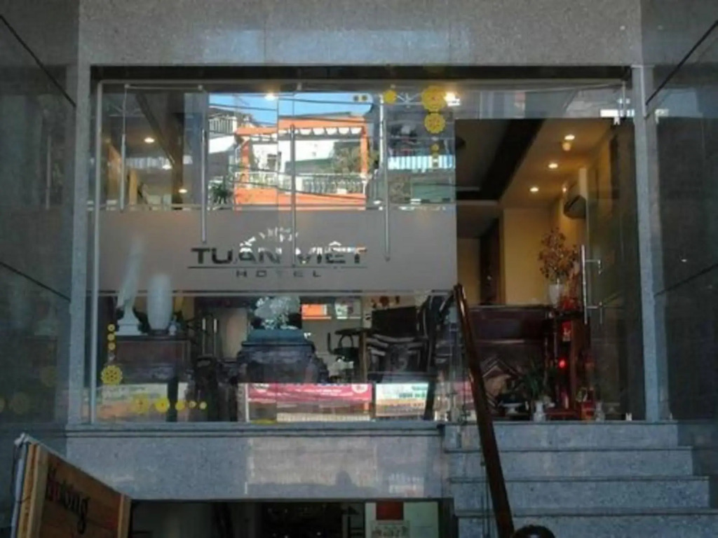 Tuan Viet Hotel