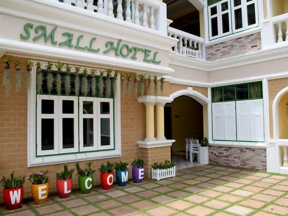 Small Hotel
