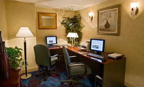 Dayton Grand Hotel-Downtown