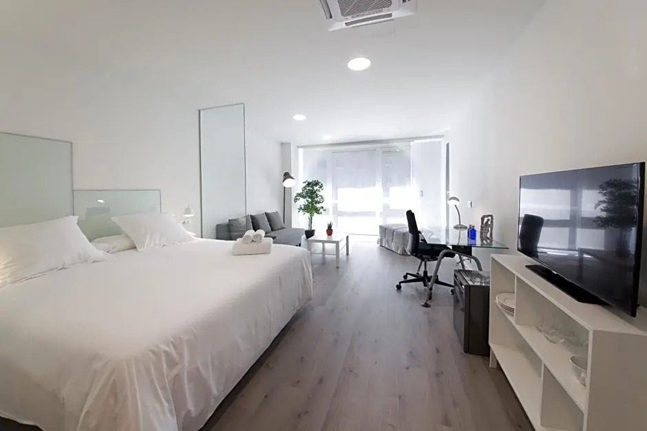 Pensión T5 Donostia Suites