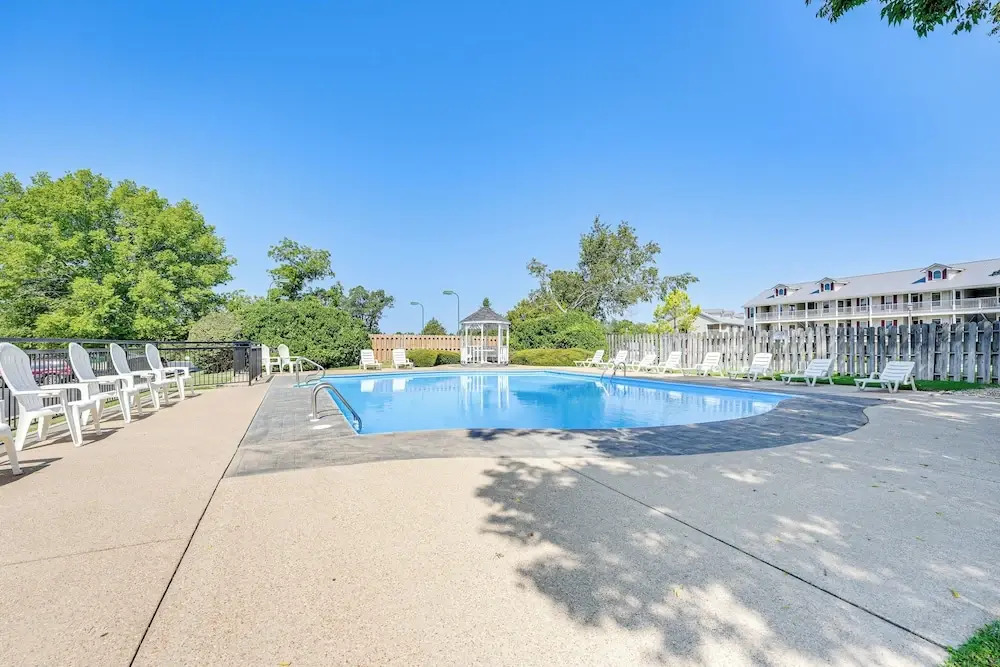 Game & Movie Rooms! Unit 4 Mi to Branson Landing
