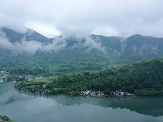 Ningguo Qinglongmen Inn