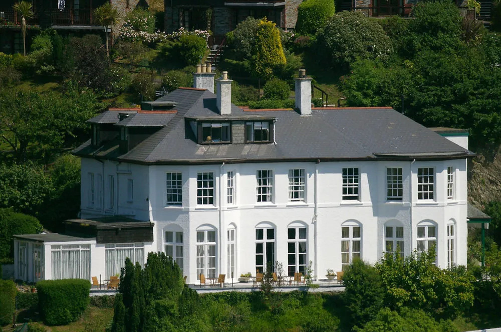 Commonwood Manor