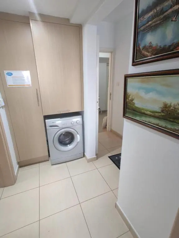 1 bedroom Flat steps from Da Costa Bay, Protaras with wifi