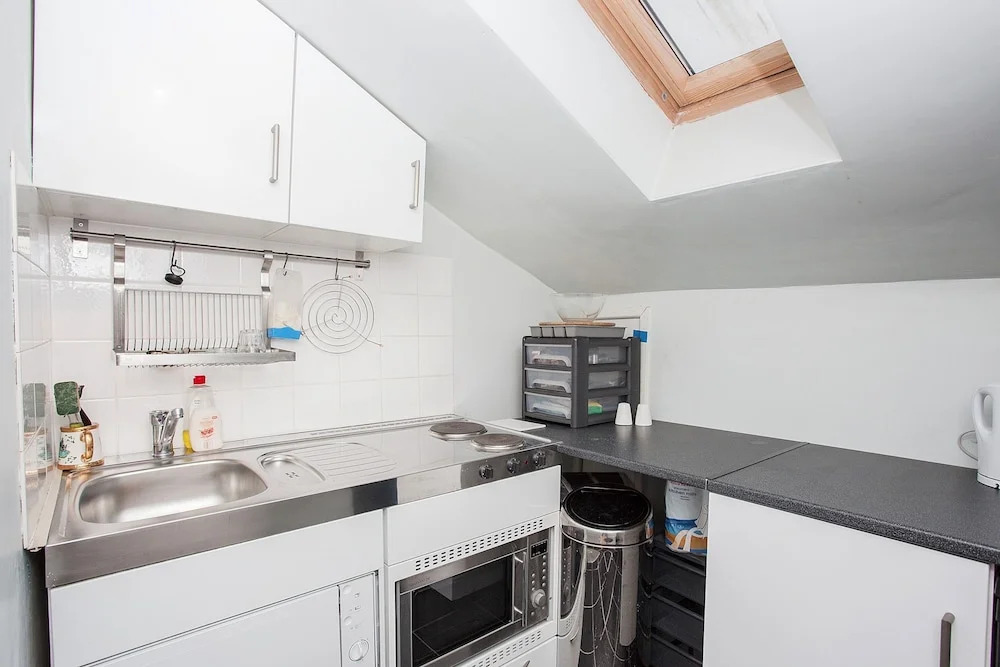Amazing 2 Bed Just Minutes From Paddington