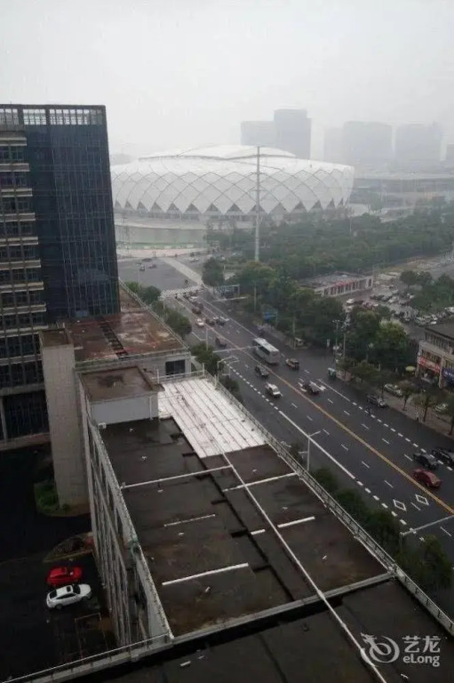 Starway Hotel