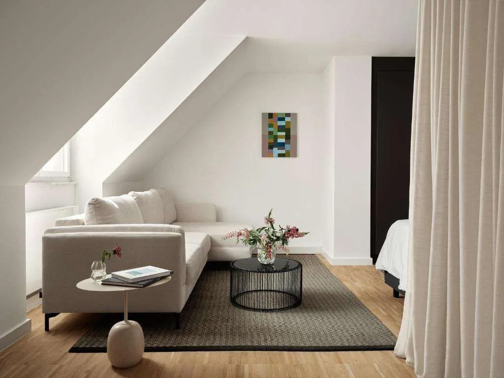 Bob W Munich Schwabing