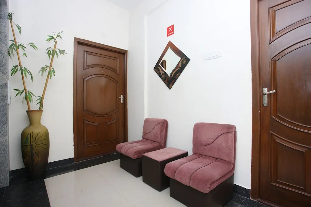 OYO 10130 Felicity INN Nungambakkam
