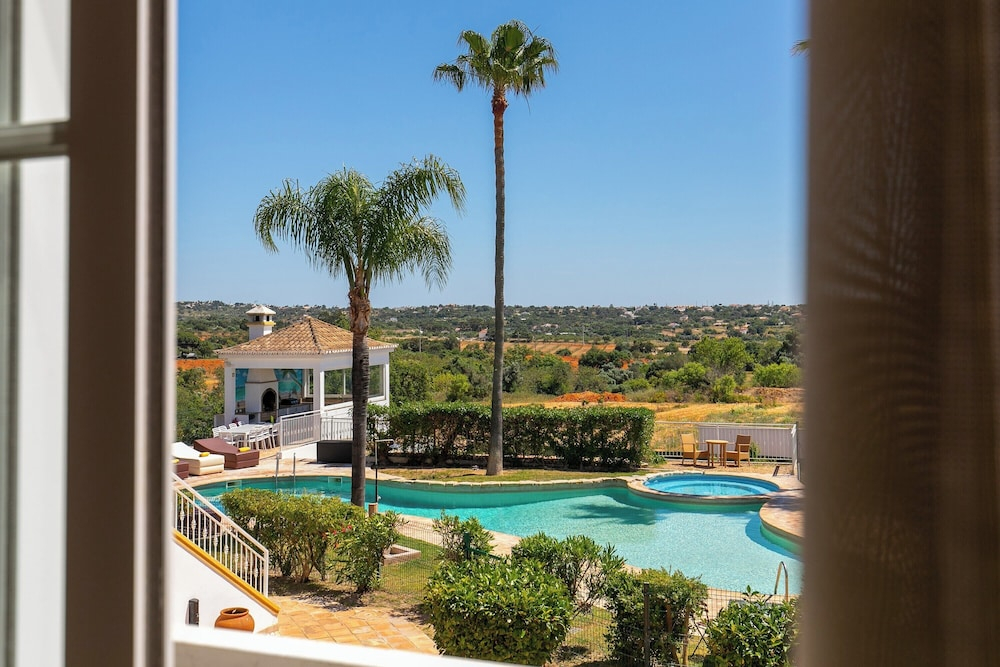 Monte Da Poupa - 7 Bedroom Villa - Sleeps 15