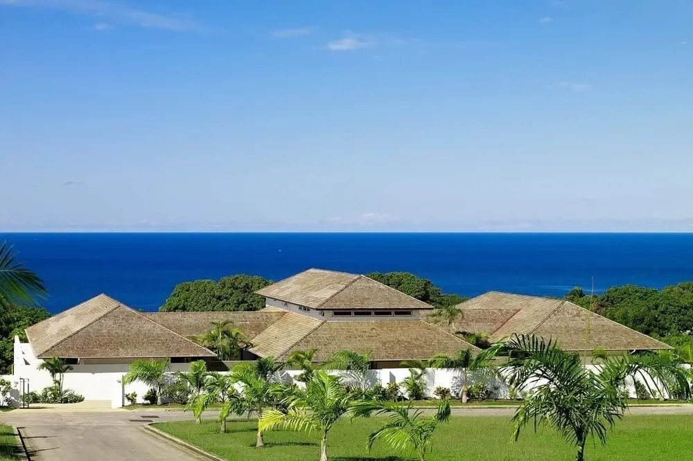 Tom Tom 4 Bedroom Villa