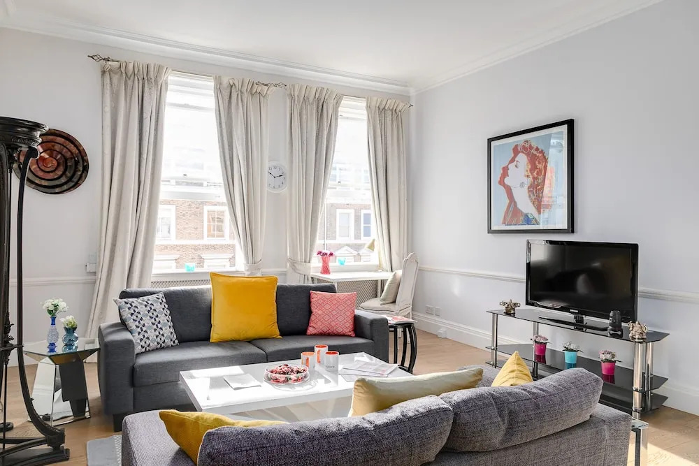 Exclusive Balcony Relax 2 bed Hyde Park Living