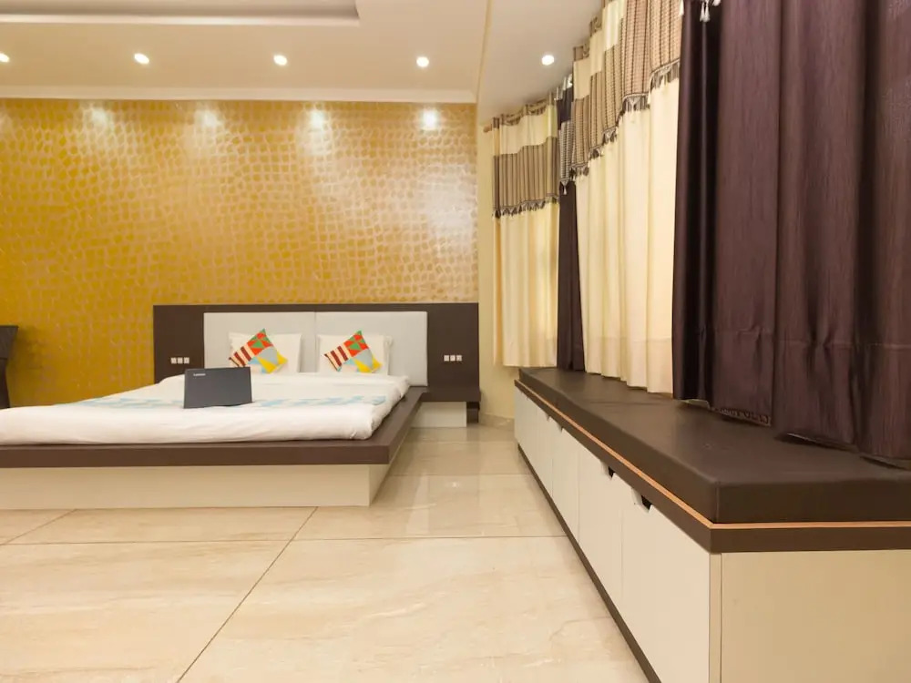 OYO 16593 Home Luxury 3BHK Galaxy Villa Andrar