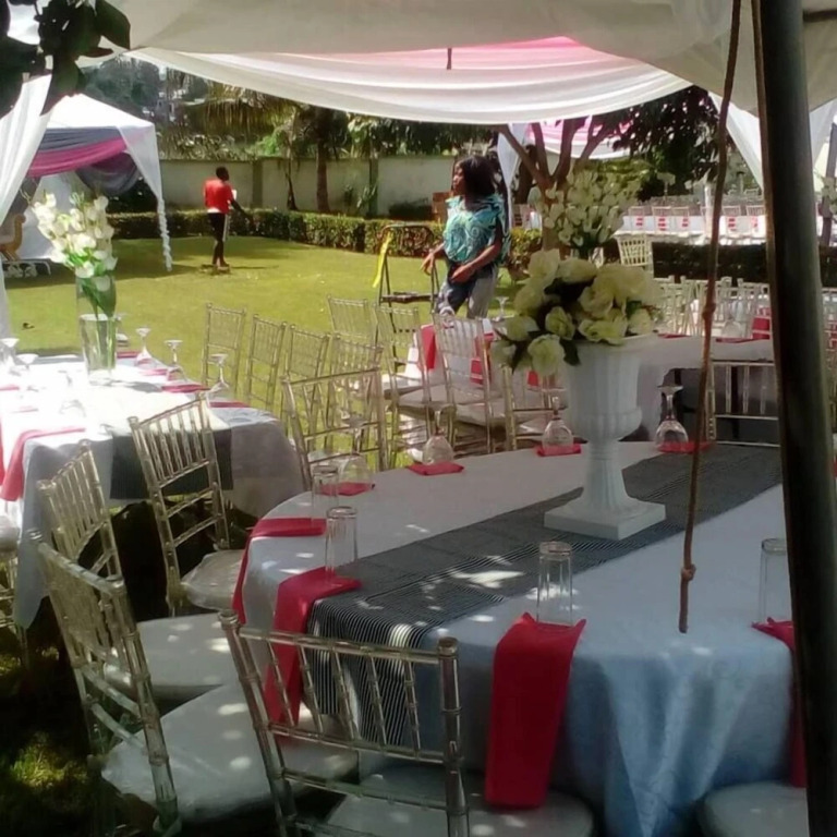 Kwamo Executive lodge