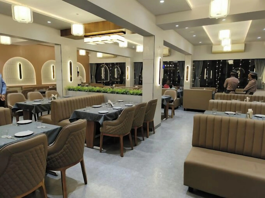 Hotel Capital by OYO Rooms