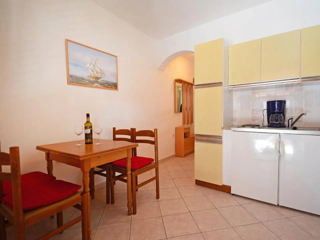 Trget Apartment 2