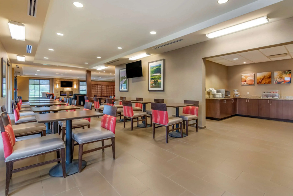 Comfort Inn PA Turnpike - 1-81