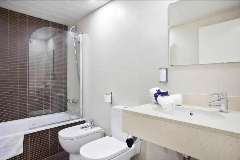 Habitat Apartments Guitart