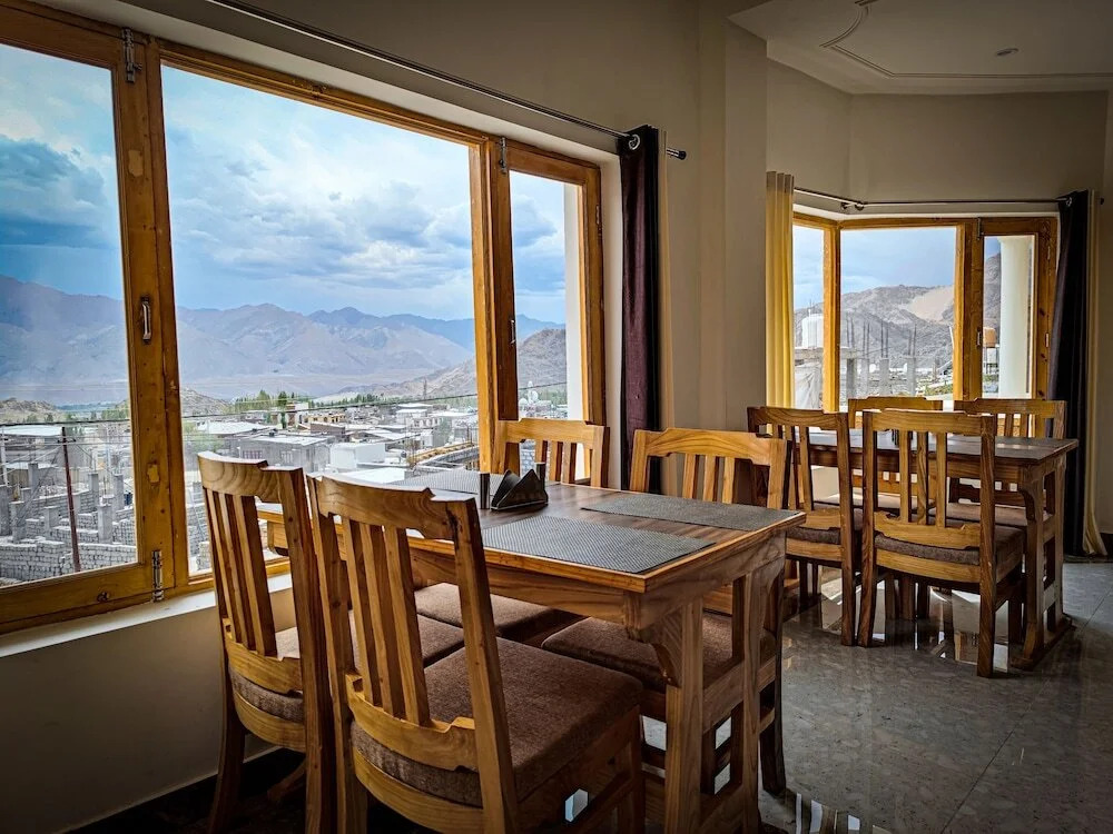 Hotel Hill Top Heaven