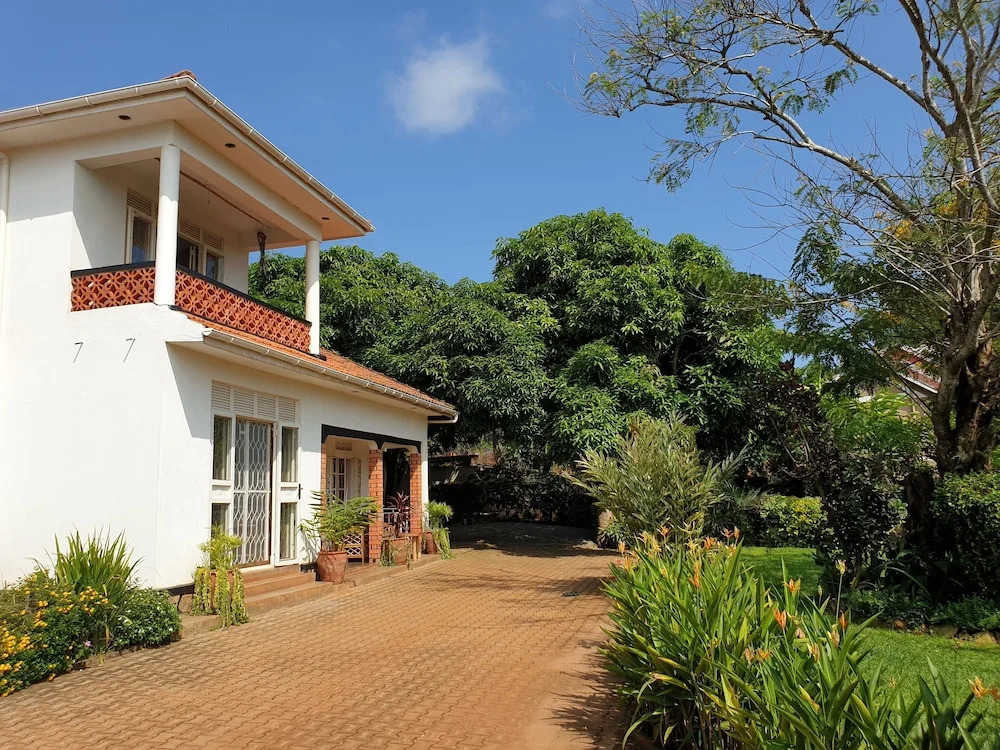 Alison & Daves Guesthouse