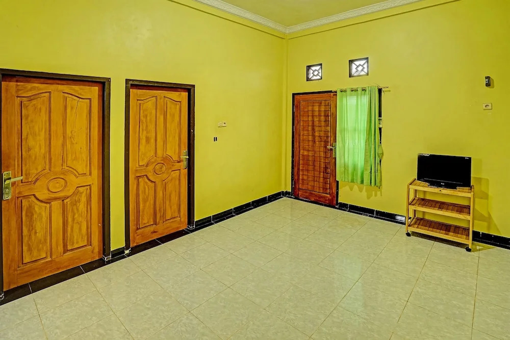 OYO Life 90508 Wisma Kenanga
