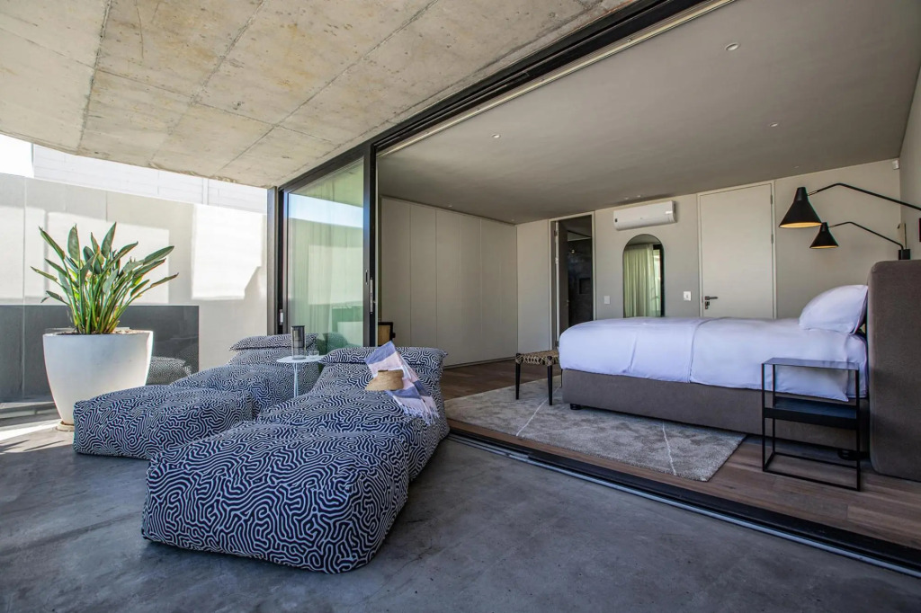 Villa Pietra - Camps Bay