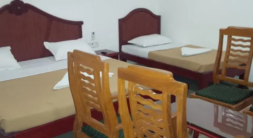 Hotel Thoiba Residency