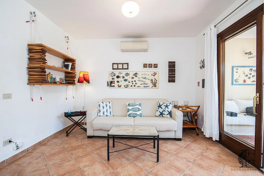 Il Borgo 20 D4 700m From The Beach