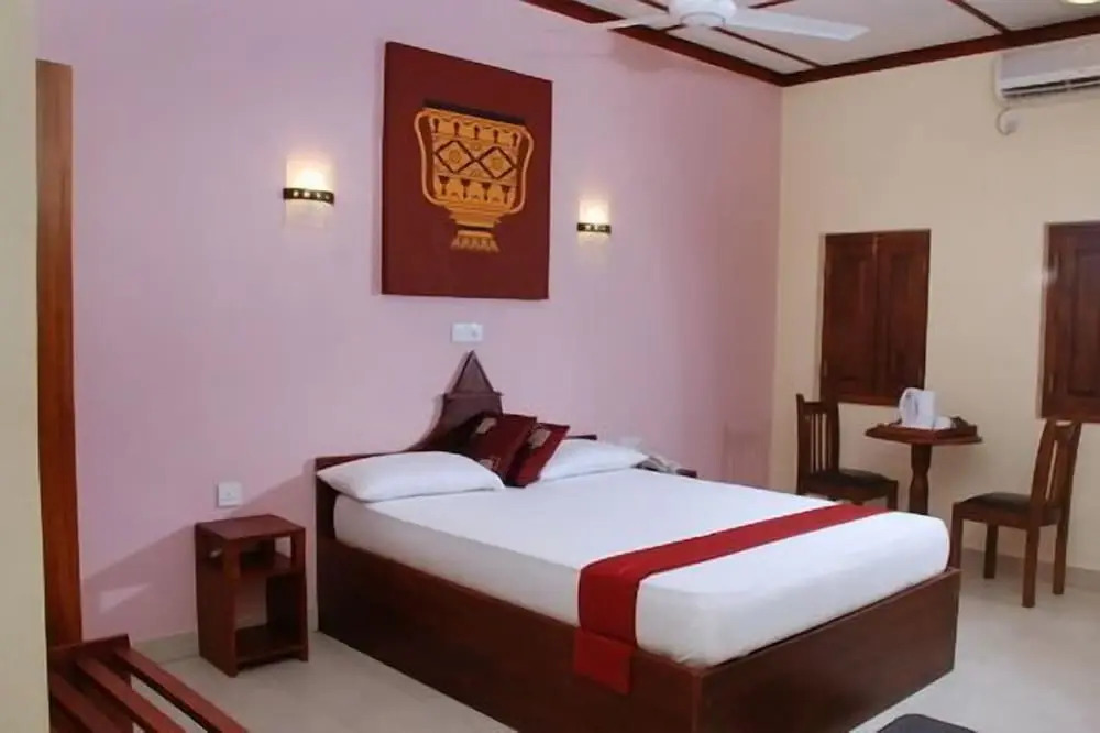 The Triangle Hotel