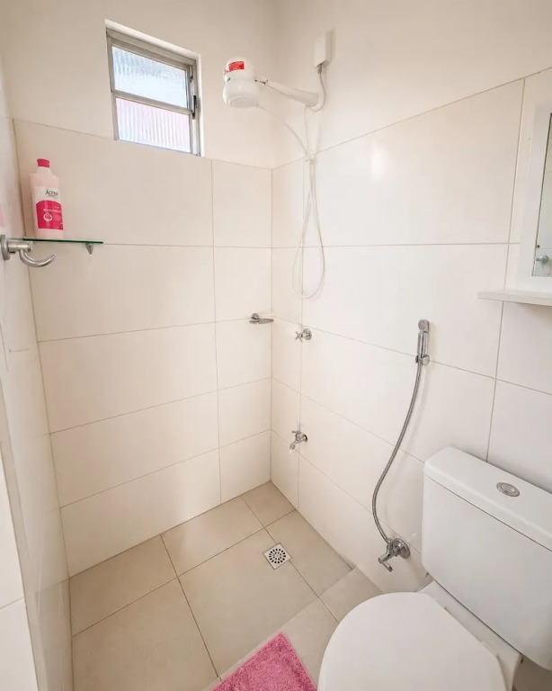 Casa Laranja com Split e Wi-Fi 700 MB