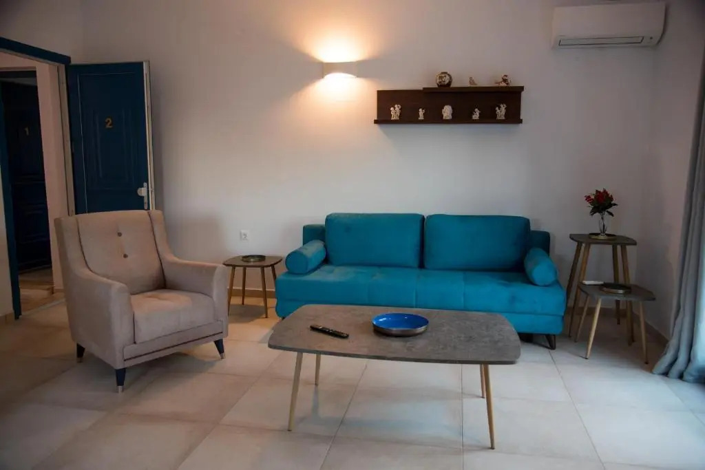 HELIADES SUITES