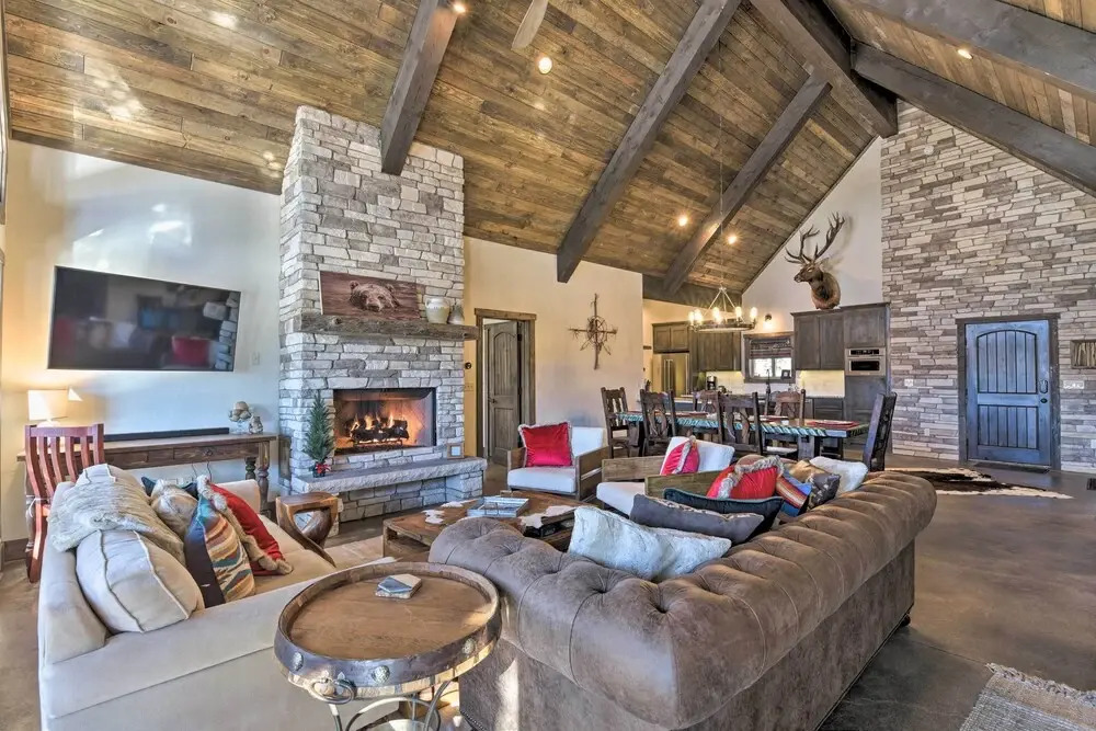 Custom Angel Fire Home: Views, Hot Tub & Fire Pit!