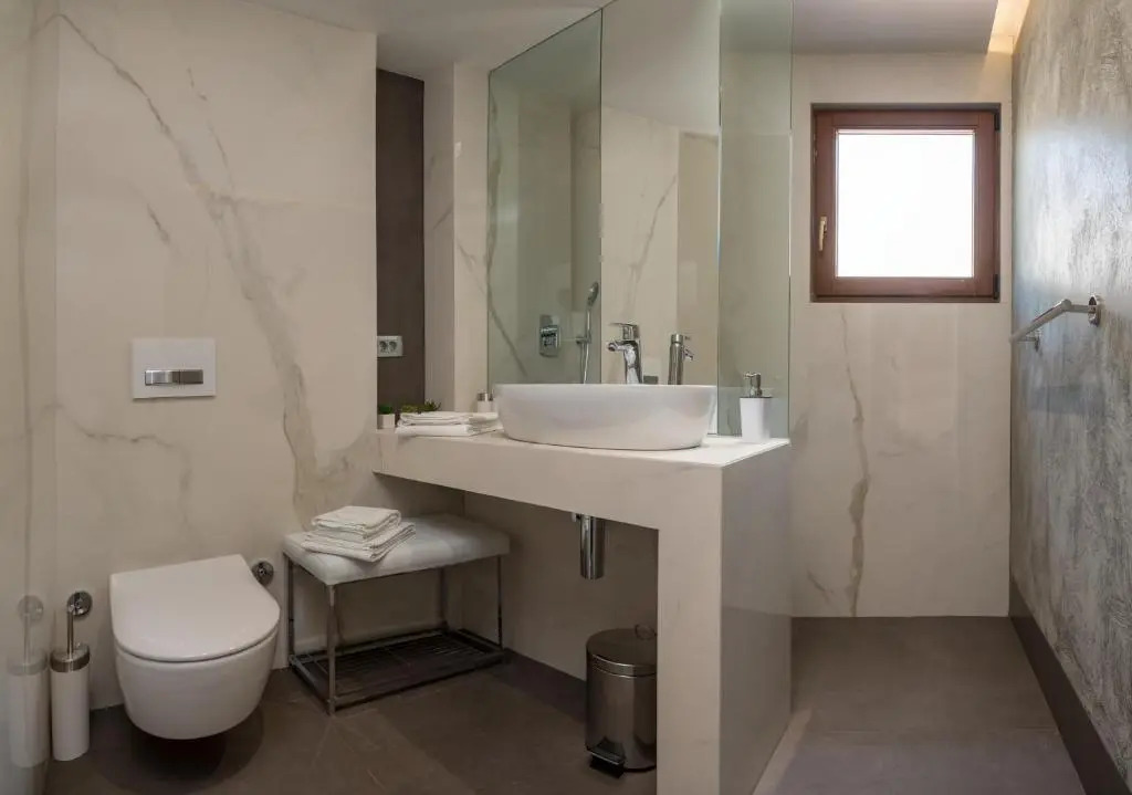 Luxury Villa Godi Star with private heated pool, staff - concierge service
