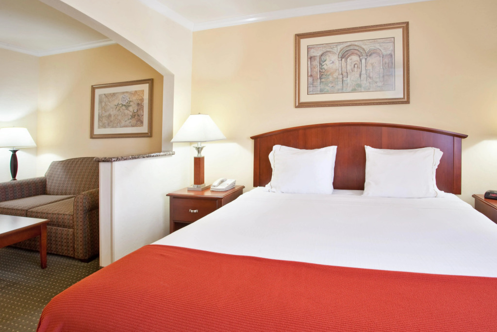 Holiday Inn Express Hotel & Suites Tucson Mall by IHG