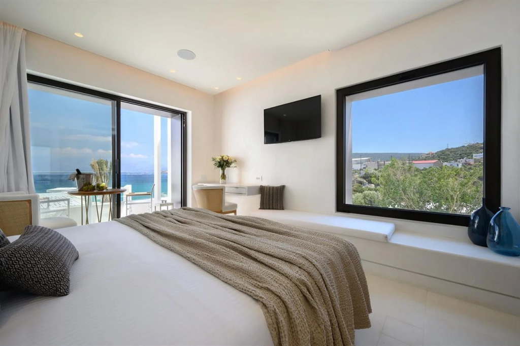The Island Concept Luxury Boutique Hotel Heated Pool