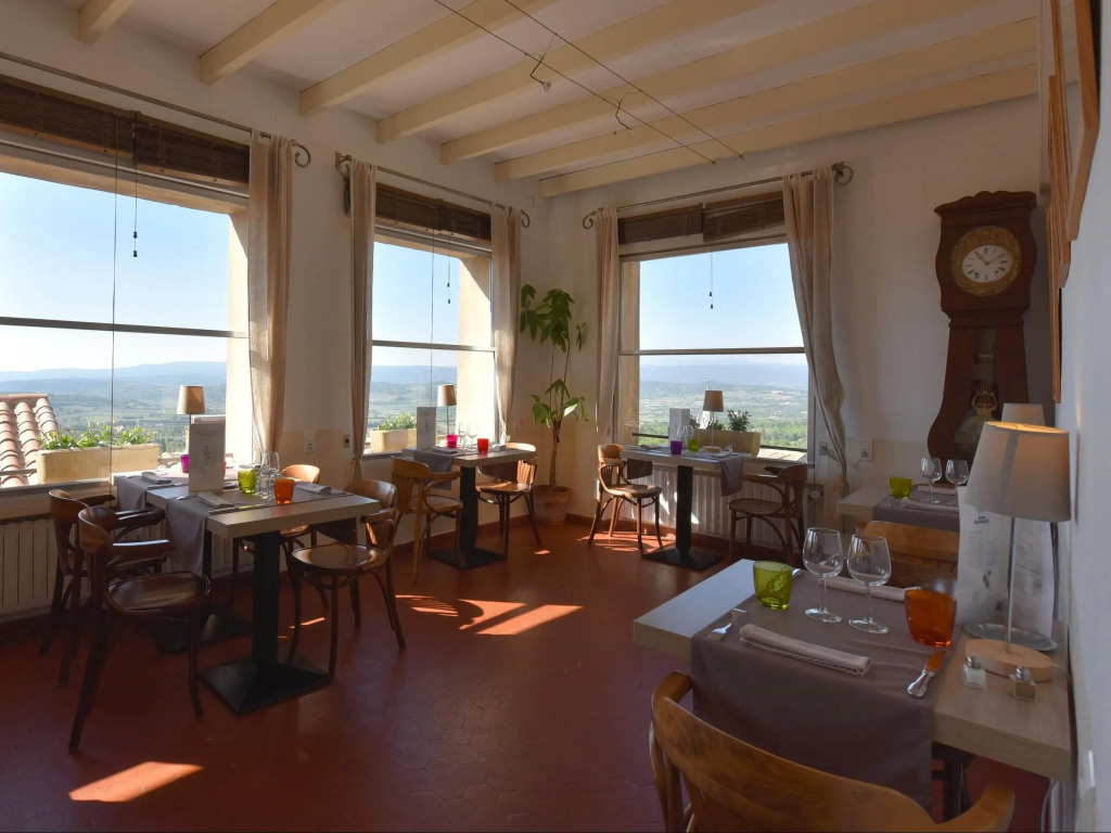 Logis Hôtel Panoramique César