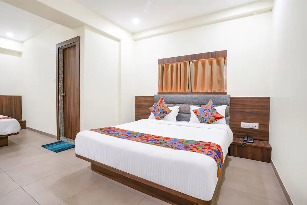 Fabhotel Hill Park I