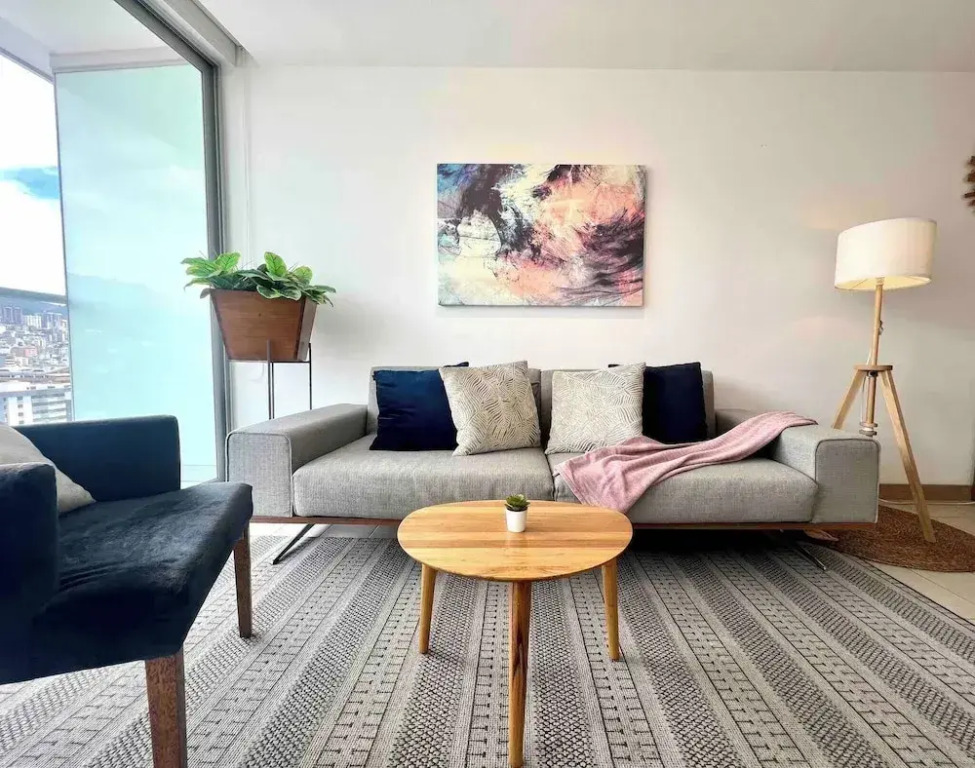 Beautiful Apt-balcony in La Carolina 70 Qled TV