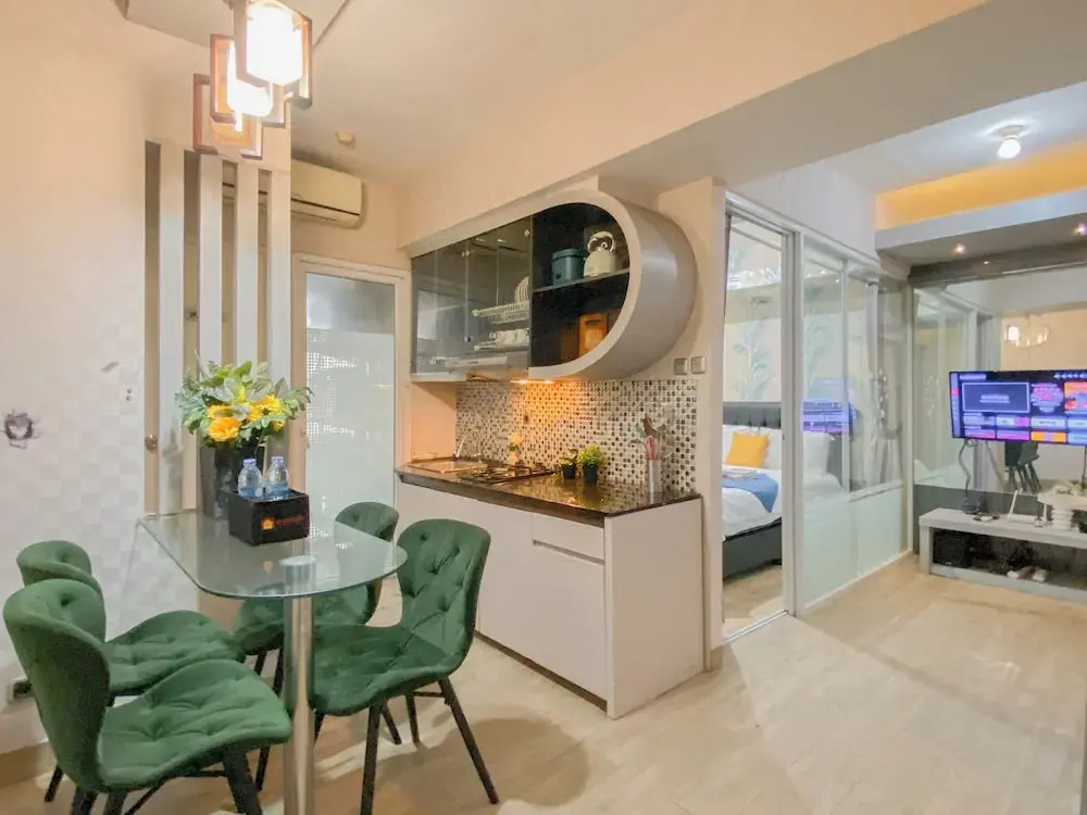 Spacious And Homey Combined 3Br Apartment Green Pramuka City