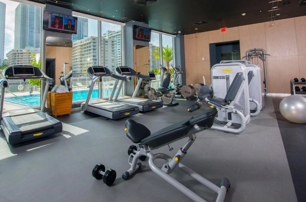 Three-Bedroom Beachwalk Resort Apartment