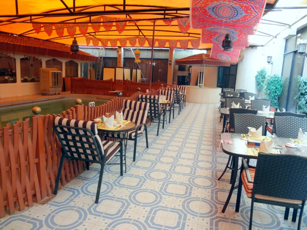 Al Seteen Palace Hotel