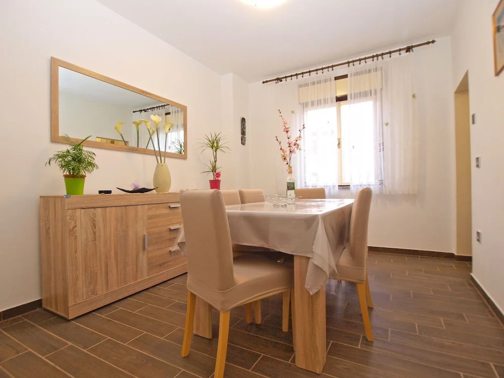 Apartment 1540