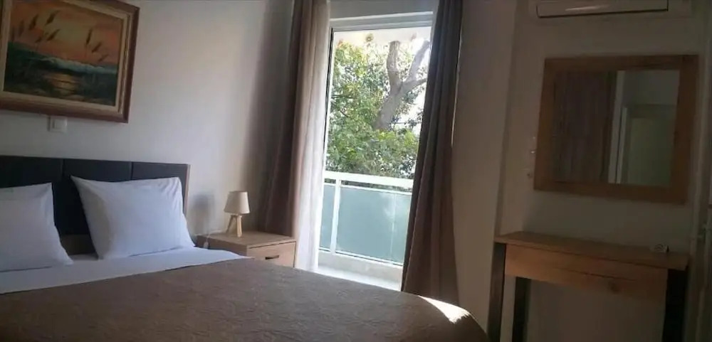 Marousi Serene Suite