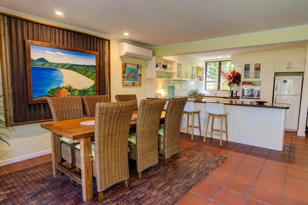 Number 2 On The Beach | Beautiful Beachfront Villa